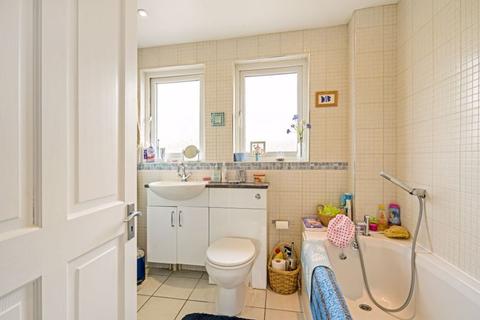 19 Bourne Close, Oxford, OX2 8NH
