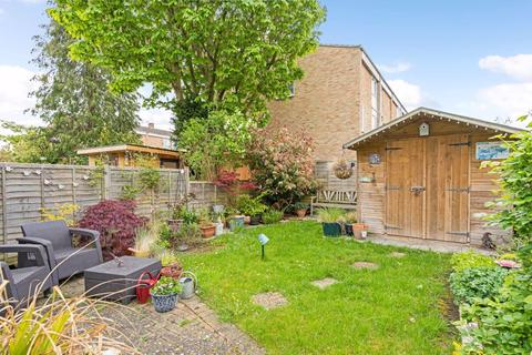 19 Bourne Close, Oxford, OX2 8NH