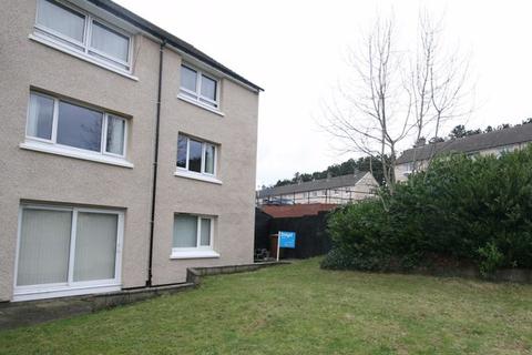 2 bedroom flat to rent, Firrhill Drive, Edinburgh