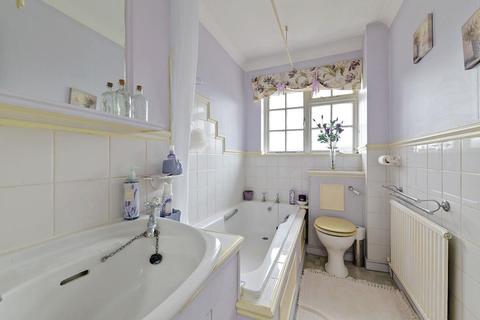 7 Frampton Close, Sutton, SM2 6SU