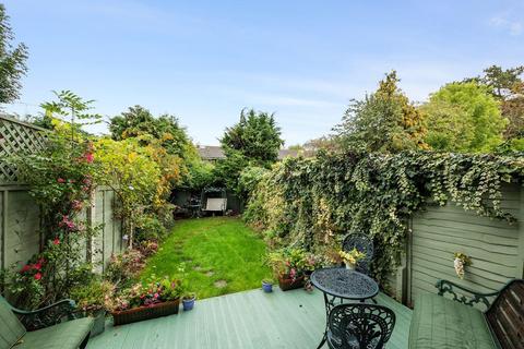 7 Frampton Close, Sutton, SM2 6SU