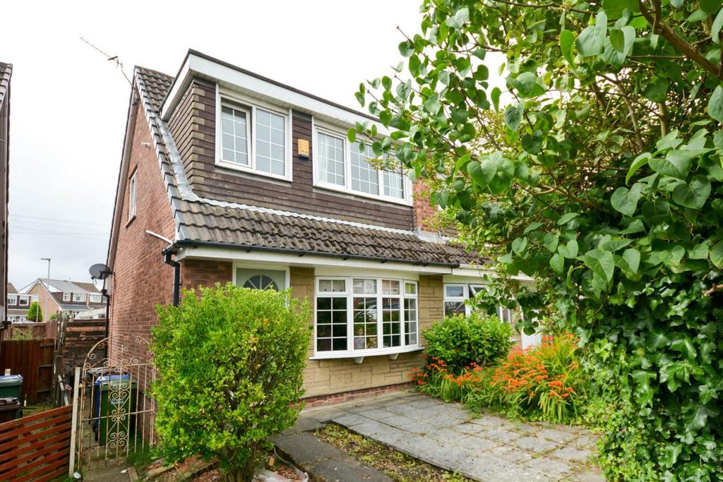Highfield Grange Avenue, Winstanley... 3 bed semidetached house £725