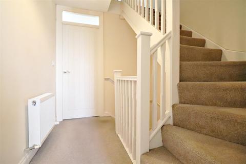 5 Mountside Close, Northfleet, Gravesend, DA11 9FD