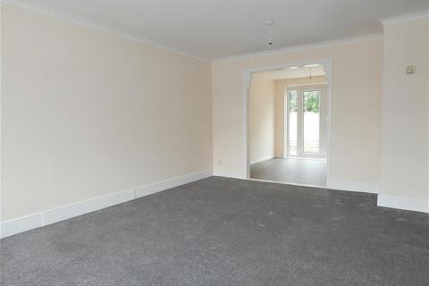 60 Epstein Road, London, SE28 8EJ
