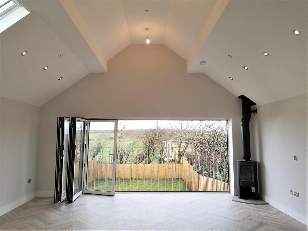 Bifolds and vaulted ceiling.jpg