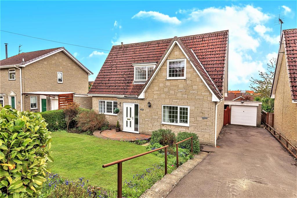 65, Ruffa Lane, Pickering, North Yorkshire, YO18 7HN 3 bed detached