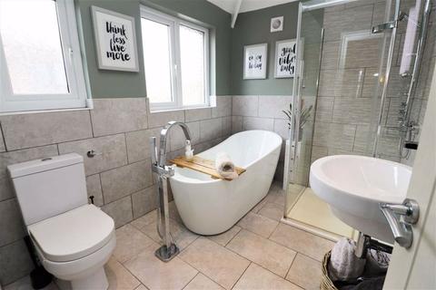 24 Haughton Drive, Manchester, M22 4EQ