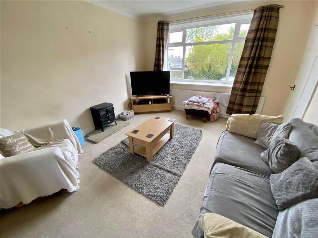 New Road, Kirkheaton, Huddersfield, HD5 2 bed end of terrace house £