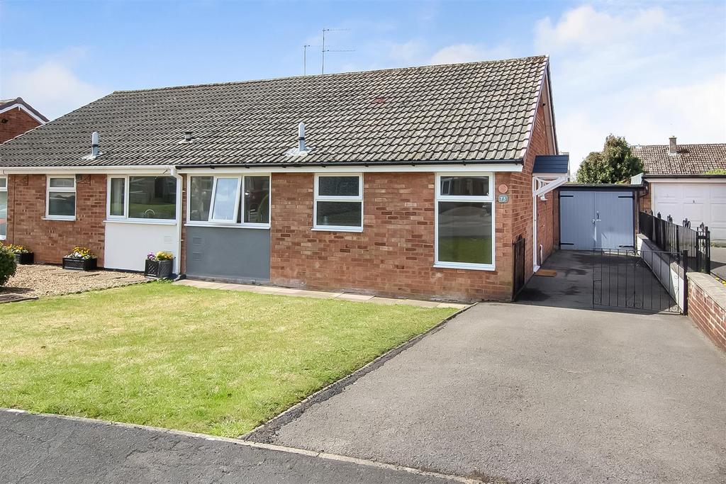 Woodlands Way, Hurworth Place, Darlington 2 bed semidetached bungalow