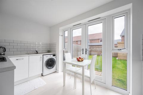 7 Chaffinch Road, Coventry, CV4 8NG