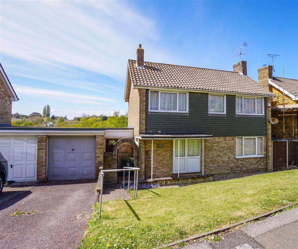 Fern Road, St. Leonardsonsea, East Sussex 4 bed detached house £440,000