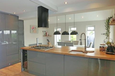 29 Douglas Road, Hollywood, Birmingham, B47 5JY