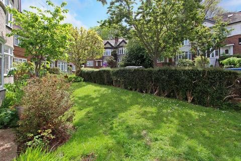 31 Sandall Close, London, W5 1JF