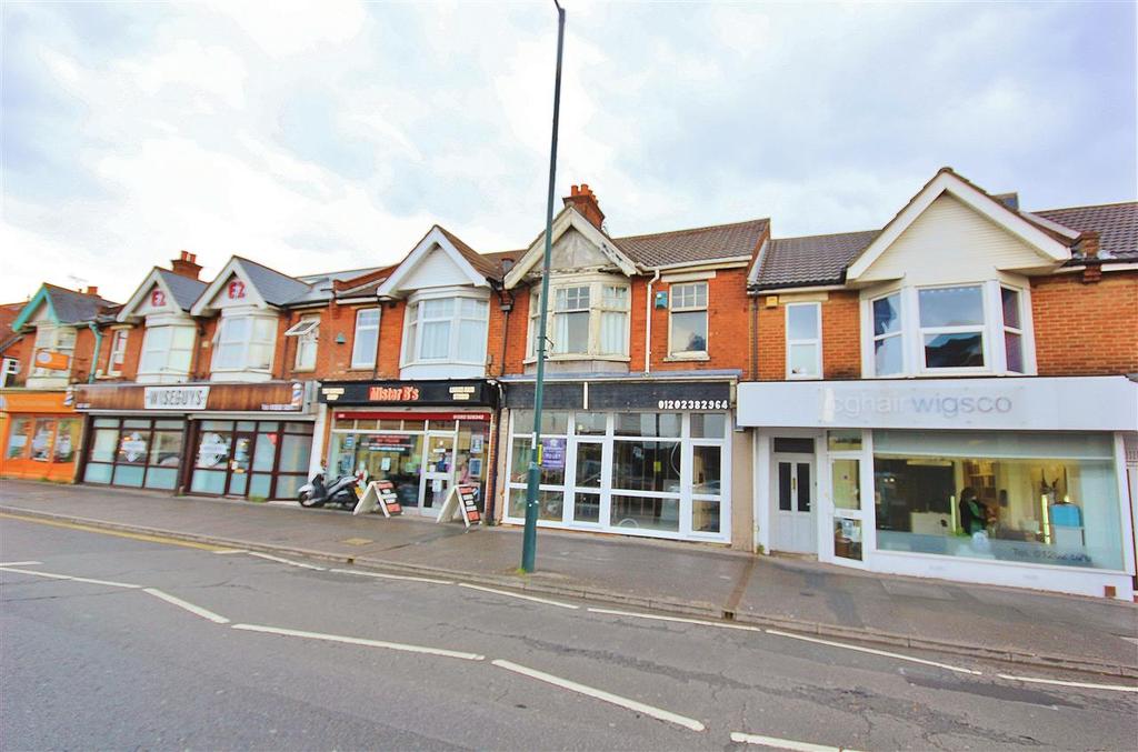 Wimborne Road, Winton, Bournemouth 2 bed apartment for sale £179,950