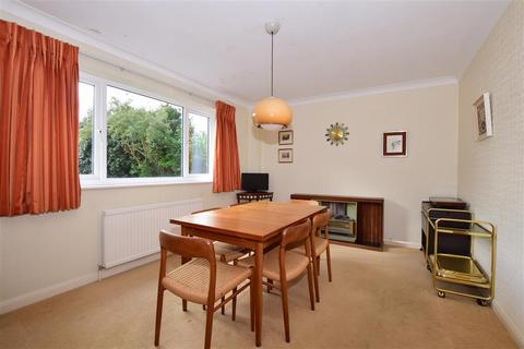 16 Durleston Park Drive, Great Bookham, Leatherhead, KT23 4AJ