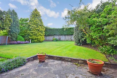 16 Durleston Park Drive, Great Bookham, Leatherhead, KT23 4AJ