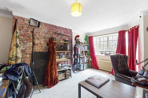 3 bedroom apartment for sale, Ealing Village, Ealing, London, W5