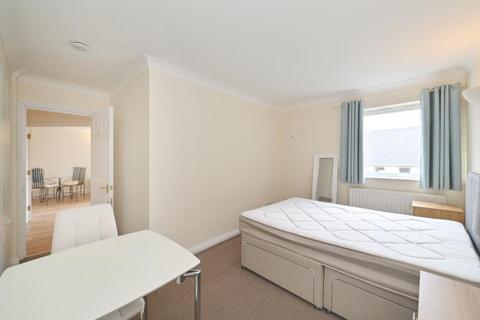 2 bedroom flat to rent, Lamb Court Narrow Street E14