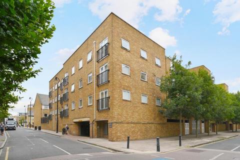 2 bedroom flat to rent, Lamb Court Narrow Street E14