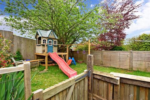 16 Hatch End, Forest Row, RH18 5DU