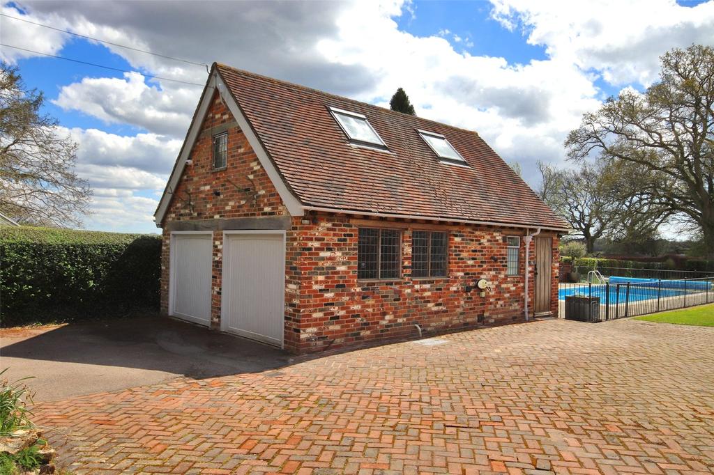 Garage Annexe
