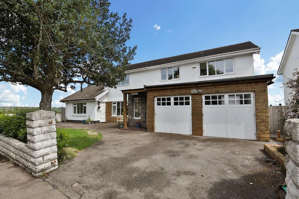 Flemingston, Near St Athan, Vale of CF62 4QJ 5 bed detached