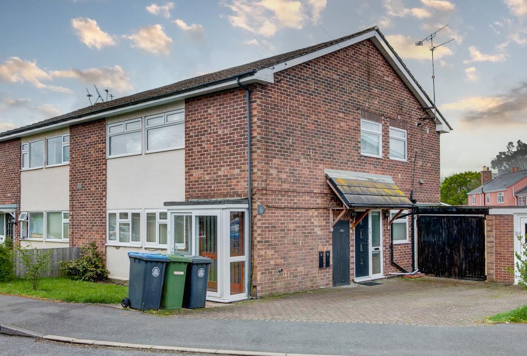 Lords Lane, Studley B80 7QW 2 bed £160,000