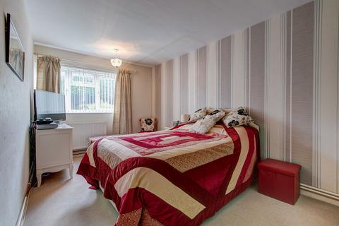 2 Lords Lane, Studley, B80 7QW