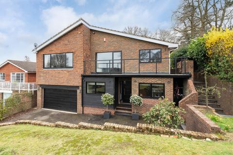 9 Pointers Hill, Westcott, Dorking, RH4 3PF