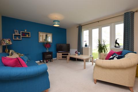 12 Herdman Place, Rattray, Blairgowrie, PH10 7FB