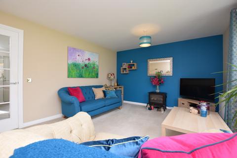12 Herdman Place, Rattray, Blairgowrie, PH10 7FB
