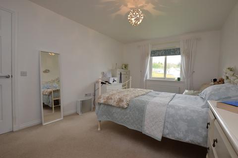 12 Herdman Place, Rattray, Blairgowrie, PH10 7FB