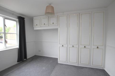 10 Heatherbank Close, Crayford, Dartford, DA1 3PN
