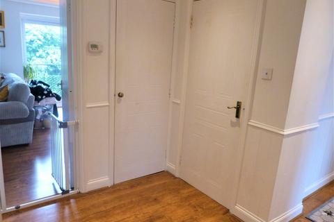 20 Shelley Court, Waltham Abbey, EN9 3JG
