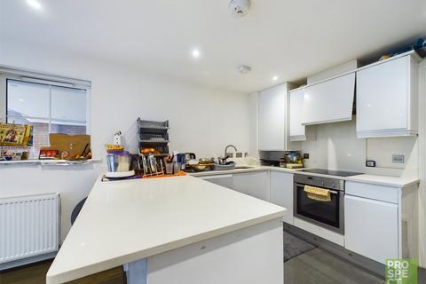 2 bedroom apartment to rent, Maiden Vale, 21 Craufurd Rise, Maidenhead, Berkshire, SL6