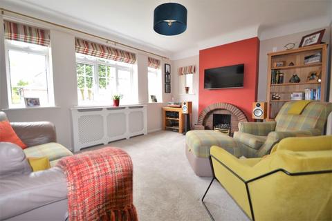 37 Appleton Drive, Greasby, Wirral, CH49 1SJ