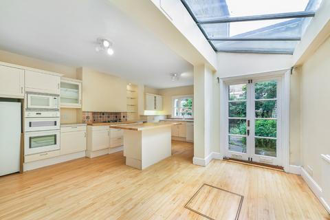10 Parsons Green Lane, London, SW6 4HS