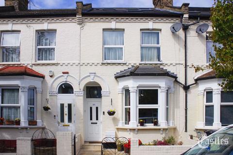 17 Livingstone Road, London, N13 4SD