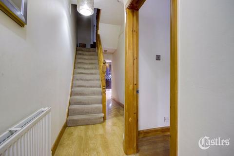 17 Livingstone Road, London, N13 4SD