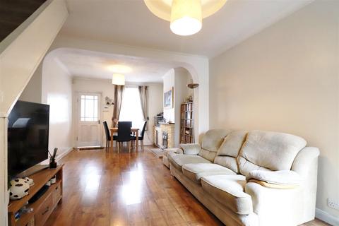 8 Howard Road, Dartford, DA1 1XH