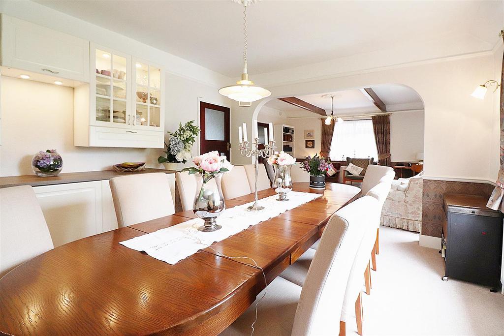 Lounge/Diner