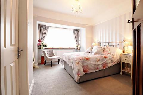 79 Arbuthnot Lane, Bexley, DA5 1HD