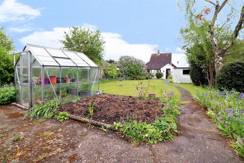 79 Arbuthnot Lane, Bexley, DA5 1HD