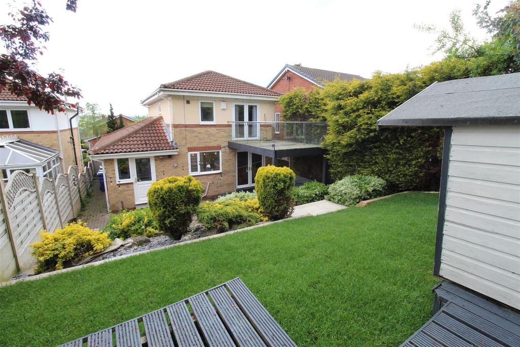 Cherry Hills, Darton, Barnsley 3 bed detached house £850 pcm (£196 pw)
