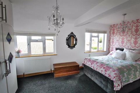 4 New Road, Meopham, Gravesend, DA13 0LS