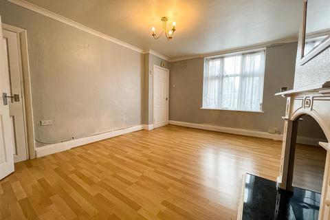 23 Batchley Road, Redditch, B97 6HX