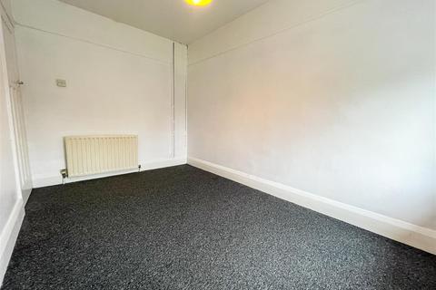 23 Batchley Road, Redditch, B97 6HX