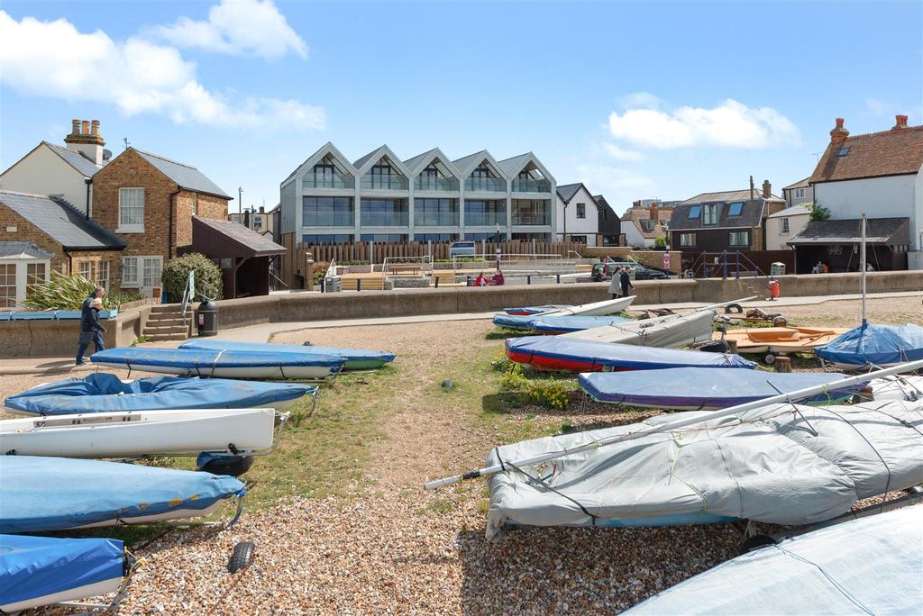 Sea Street, Whitstable 2 bed house £850,000