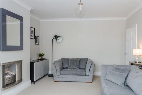 51 Hull Road, Withernsea, HU19 2DY