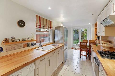41 Raleigh Road, London, SE20 7JE